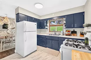 1642 Rostraver Rd, Rostraver, PA 15012 - Photo 9