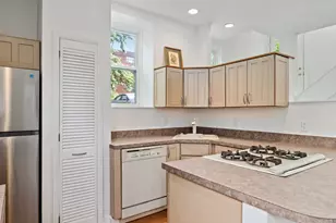 943 N Negley Ave, Pittsburgh, PA 15206 - Photo 11