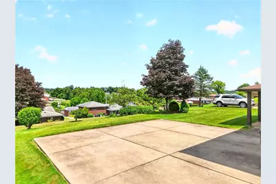404 Highland Dr, Elizabeth Twp/Boro, PA 15037 - Photo 7