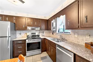404 Highland Dr, Elizabeth Twp/Boro, PA 15037 - Photo 27