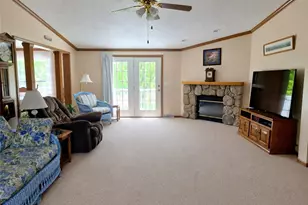 110 Meadow St, Buffalo Township, PA 16055 - Photo 5