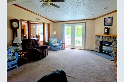 110 Meadow Street, Buffalo Township, PA 16055 - Photo 7