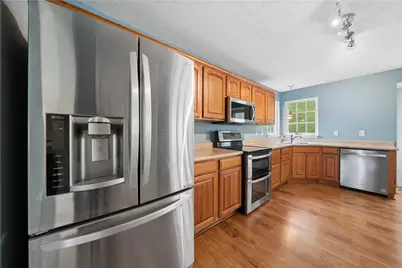 801 Norwegian Spruce Dr, Adams Township, PA 16046 - Photo 15