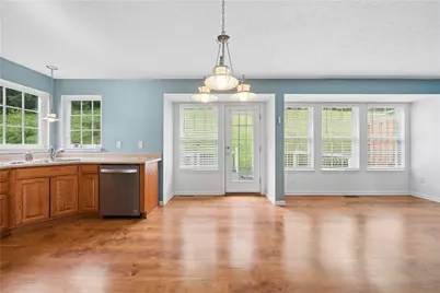 801 Norwegian Spruce Dr, Adams Township, PA 16046 - Photo 11