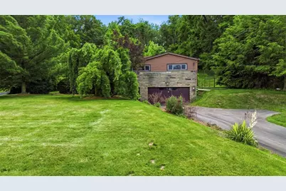 452 E McMurray Ct, Peters Township, PA 15317 - Photo 1