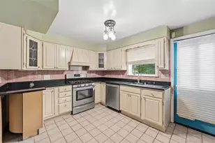 452 E McMurray Ct, Peters Township, PA 15317 - Photo 17