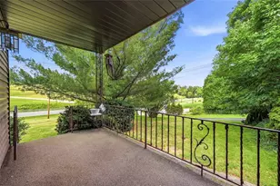 452 E McMurray Ct, Peters Township, PA 15317 - Photo 5