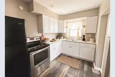 330 12th Ave #1, New Brighton, PA 15066 - Photo 3
