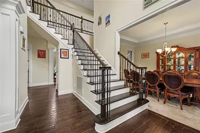 303 Connemara Ct, Pine Township, PA 16046 - Photo 3