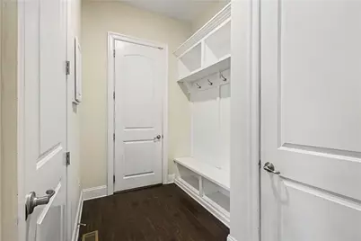 303 Connemara Ct, Pine Township, PA 16046 - Photo 13