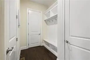 303 Connemara Ct, Pine Township, PA 16046 - Photo 13