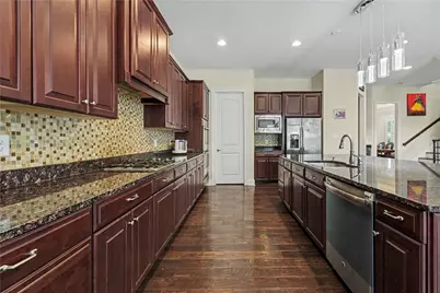 303 Connemara Ct, Pine Township, PA 16046 - Photo 11