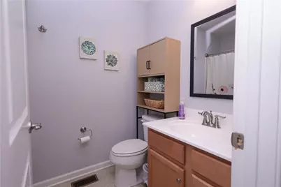 212 Noble Woods Dr, Coraopolis, PA 15108 - Photo 17