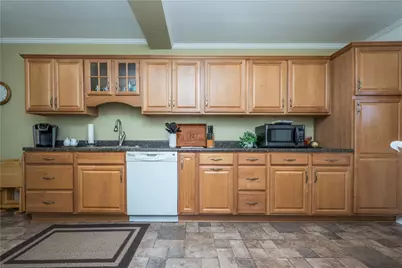 2716 Castlegate Ave, Pittsburgh, PA 15226 - Photo 5