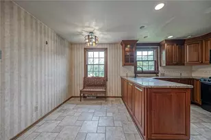 103 Berkeley, Ross Twp, PA 15237 - Photo 9