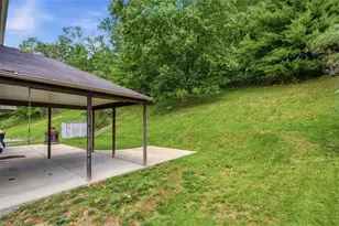18 Kohleen Dr, Robinson Twp, PA 15136 - Photo 47