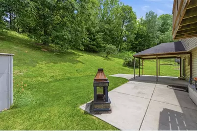 18 Kohleen Drive, Robinson Twp, PA 15136 - Photo 17