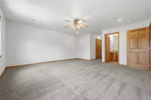 18 Kohleen Dr, Robinson Twp, PA 15136 - Photo 27