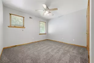 18 Kohleen Dr, Robinson Twp, PA 15136 - Photo 37