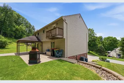 18 Kohleen Drive, Robinson Twp, PA 15136 - Photo 43