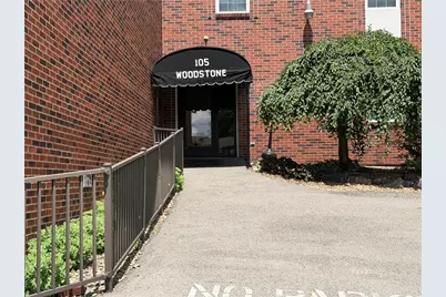 105 Woodstone Ln #61, New Kensington, PA 15068 - Photo 1