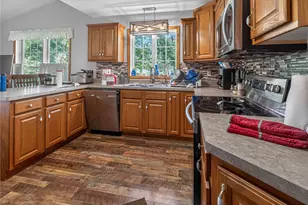 110 Chrie Ln, Clay Township, PA 16001 - Photo 9