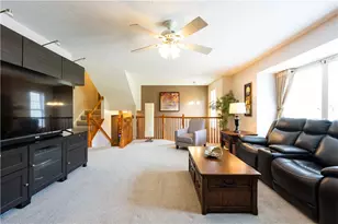 612 Village Green E Blvd, Adams Township, PA 16046 - Photo 7