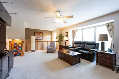 612 Village Green E Blvd, Adams Township, PA 16046 - Photo 5