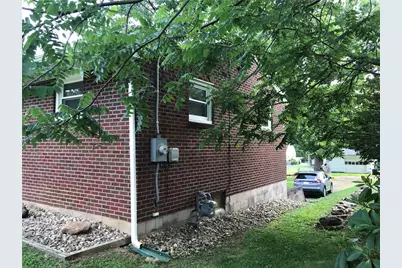 1312 Oak St, Connellsville, PA 15425 - Photo 3