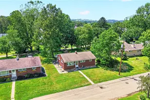 1312 Oak St, Connellsville, PA 15425 - Photo 17
