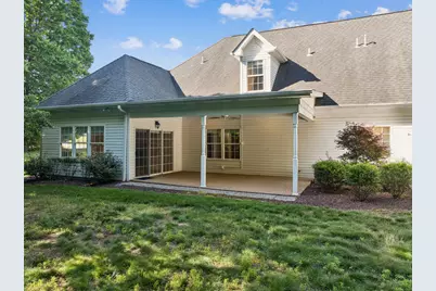 207 Maple Court, Center Township, PA 15001 - Photo 7