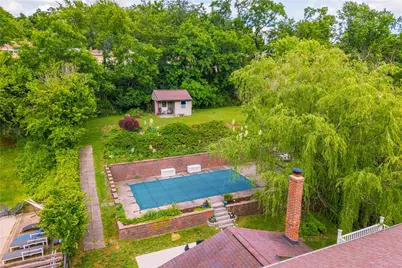 1031 Sanda Dr, Pittsburgh, PA 15227 - Photo 13