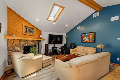 1031 Sanda Dr, Pittsburgh, PA 15227 - Photo 13