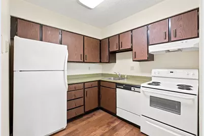 2160 Greentree Rd #807W, Scott Township, PA 15220 - Photo 13