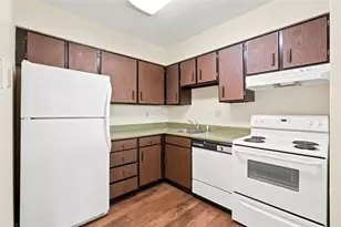 2160 Greentree Rd, Scott Township, PA 15220 - Photo 13