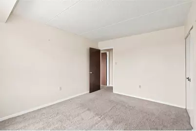 2160 Greentree Rd #807W, Scott Township, PA 15220 - Photo 21