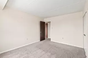 2160 Greentree Rd, Scott Township, PA 15220 - Photo 21