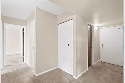 2160 Greentree Rd #807W, Scott Township, PA 15220 - Photo 3