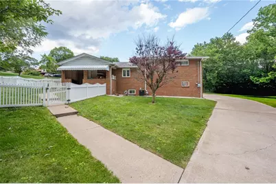 103 Chapel View Dr, Hempfield Township, PA 15601 - Photo 13