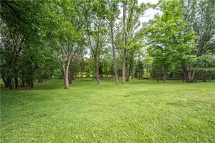 103 Chapel View Dr, Hempfield Township, PA 15601 - Photo 7