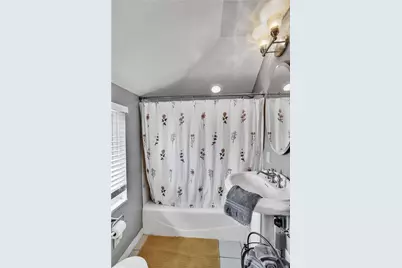 4470 Woodhill Dr, Munhall, PA 15120 - Photo 25