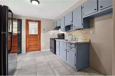 93 W Bruceton Rd, Pittsburgh, PA 15236 - Photo 17