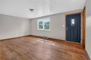 93 W Bruceton Rd, Pittsburgh, PA 15236 - Photo 7