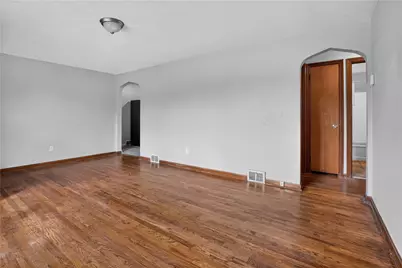 93 W Bruceton Rd, Pittsburgh, PA 15236 - Photo 9