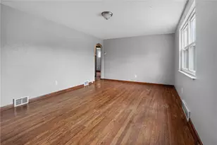 93 W Bruceton Rd, Pittsburgh, PA 15236 - Photo 13