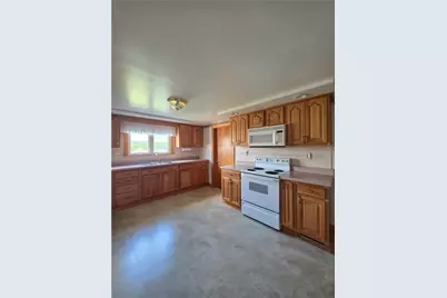 211 Cleveland St, West Kittanning Boro, PA 16201 - Photo 11