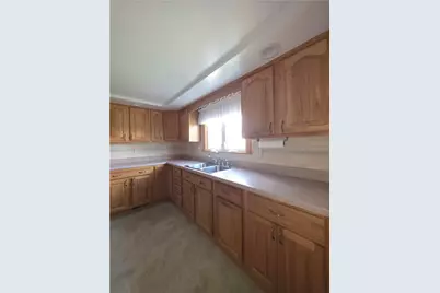 211 Cleveland St, West Kittanning Boro, PA 16201 - Photo 9