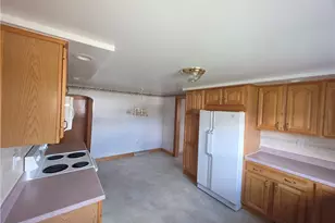 211 Cleveland St, West Kittanning Boro, PA 16201 - Photo 9