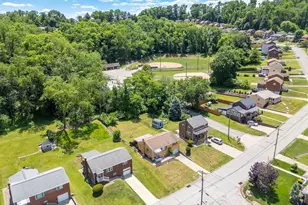 4704 Woodhill Dr, Munhall, PA 15120 - Photo 31