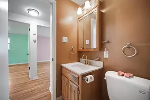 4704 Woodhill Dr, Munhall, PA 15120 - Photo 21